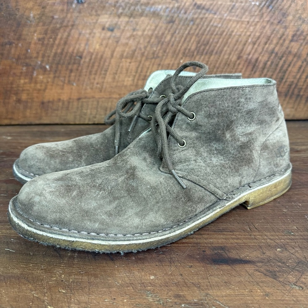 UGG Leighton Chukka Boots Men’s 10 – Suede Comfort Casual Everyday